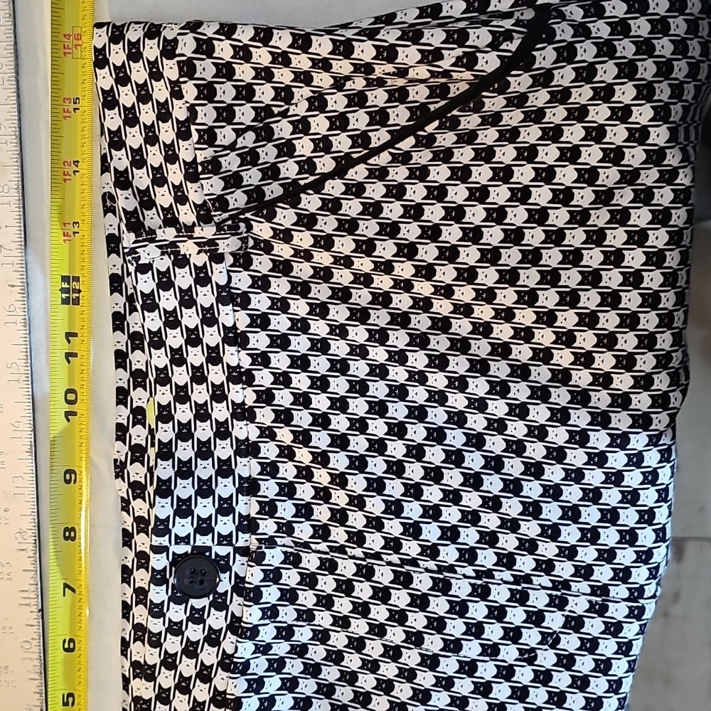 Betabrand Catstooth Dress Pant Yoga Pants L Short Petite NWOT Black White Cat - Picture 4 of 16